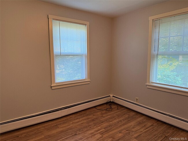 Building Photo - 15 Waldron Terrace