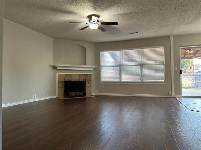 Building Photo - 2404 Texoma Dr