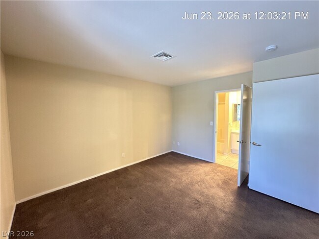 Building Photo - 4873 S Torrey Pines Dr