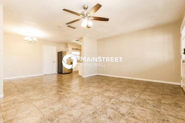 Building Photo - 3 Bedroom Pet-Friendly Home in Port Richey, FL with Main Street Renewal