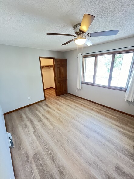 Upstairs bed #2 - 203 13th Ct