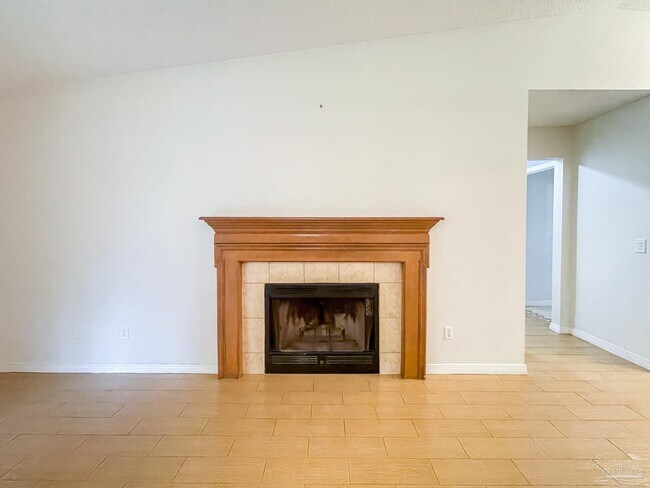 Building Photo - 9049 Bluebay Ln