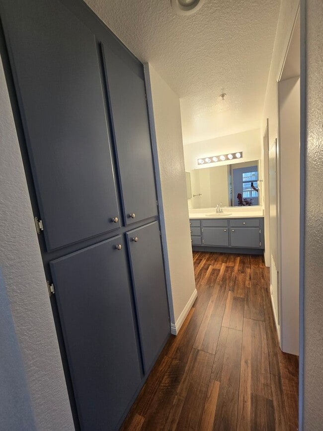Building Photo - Upgraded 1 bed/ 1 bath Condo in East Orang...