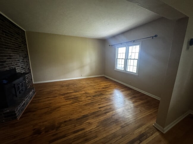 Building Photo - 1230 Martinsville Rd