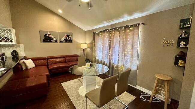 Building Photo - 12948 Greenway Chase Ct