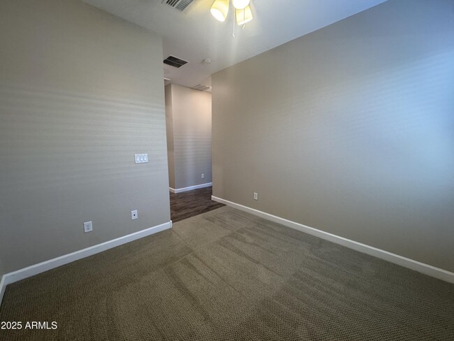 Building Photo - 55 N 197th Dr