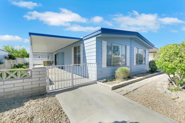 Building Photo - 39345 Moronga Canyon Dr