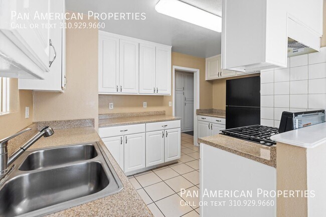 Building Photo - 8153 McFadden-01