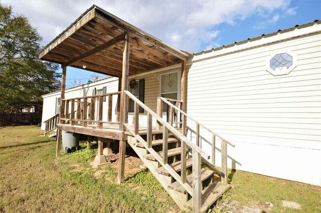 Building Photo - 320 Toledo Beach Dr