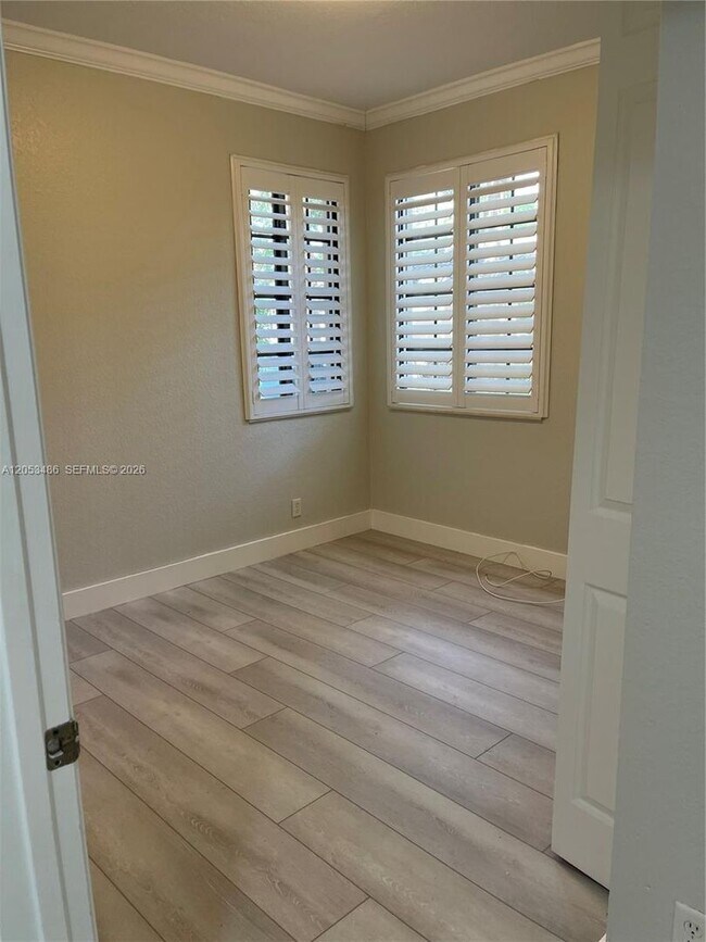 Building Photo - 2727 Center Ct Dr