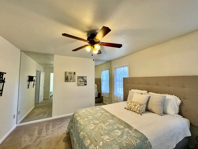 Building Photo - 3-Bedroom Townhome Ready NOW!! Completely Updated - Fenced Backyard - Exterior Storage!