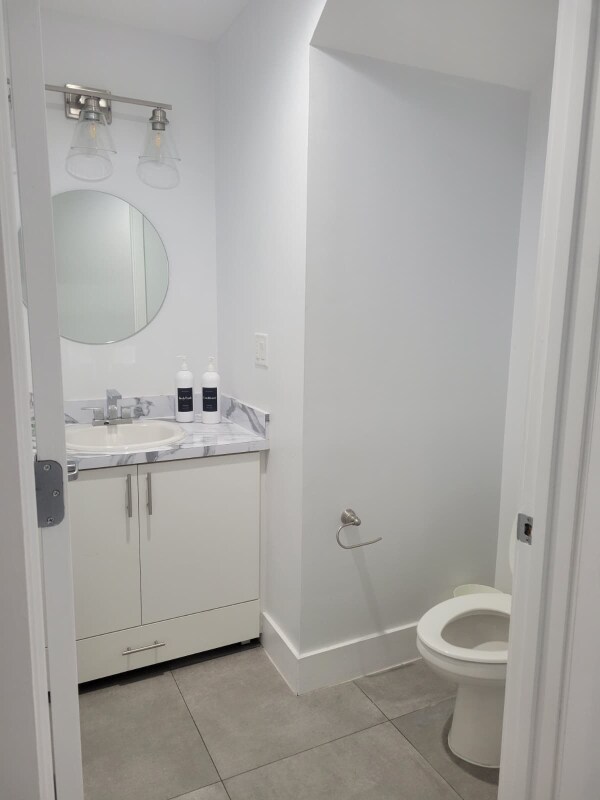 Building Photo - 645 Palmetto Dr