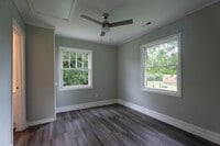Building Photo - 3 Bedroom, 1 Bath Home in Pendleton