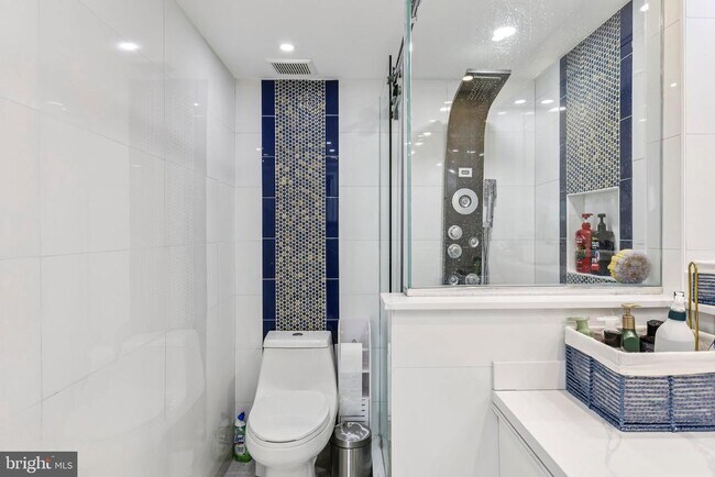 Building Photo - 6101 Edsall Rd