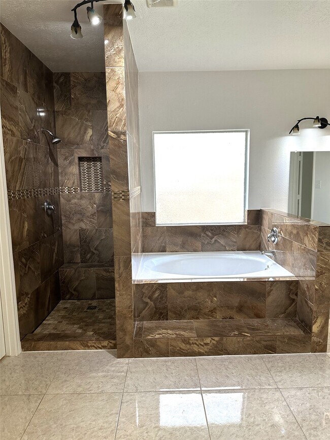 Building Photo - 11347 Sandstone Canyon Dr