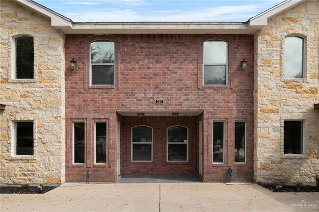 Primary Photo - 8 N 48th St