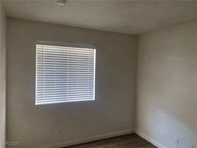 Building Photo - 5252 Osman Ct