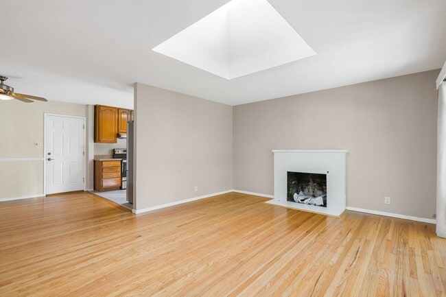 Building Photo - Sunnyvale West House FOR RENT - $4,500/mo