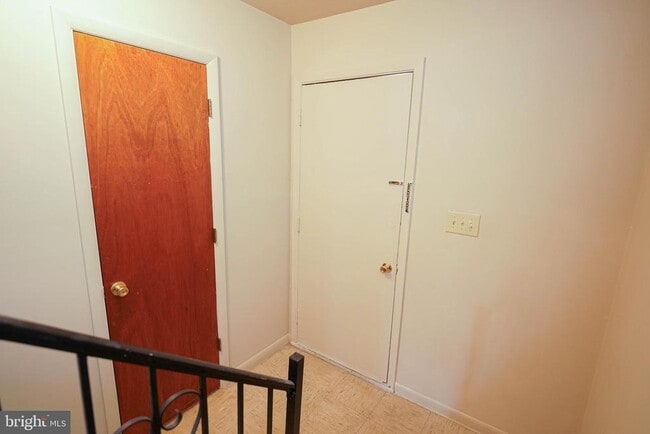 Building Photo - 738 Hemlock St