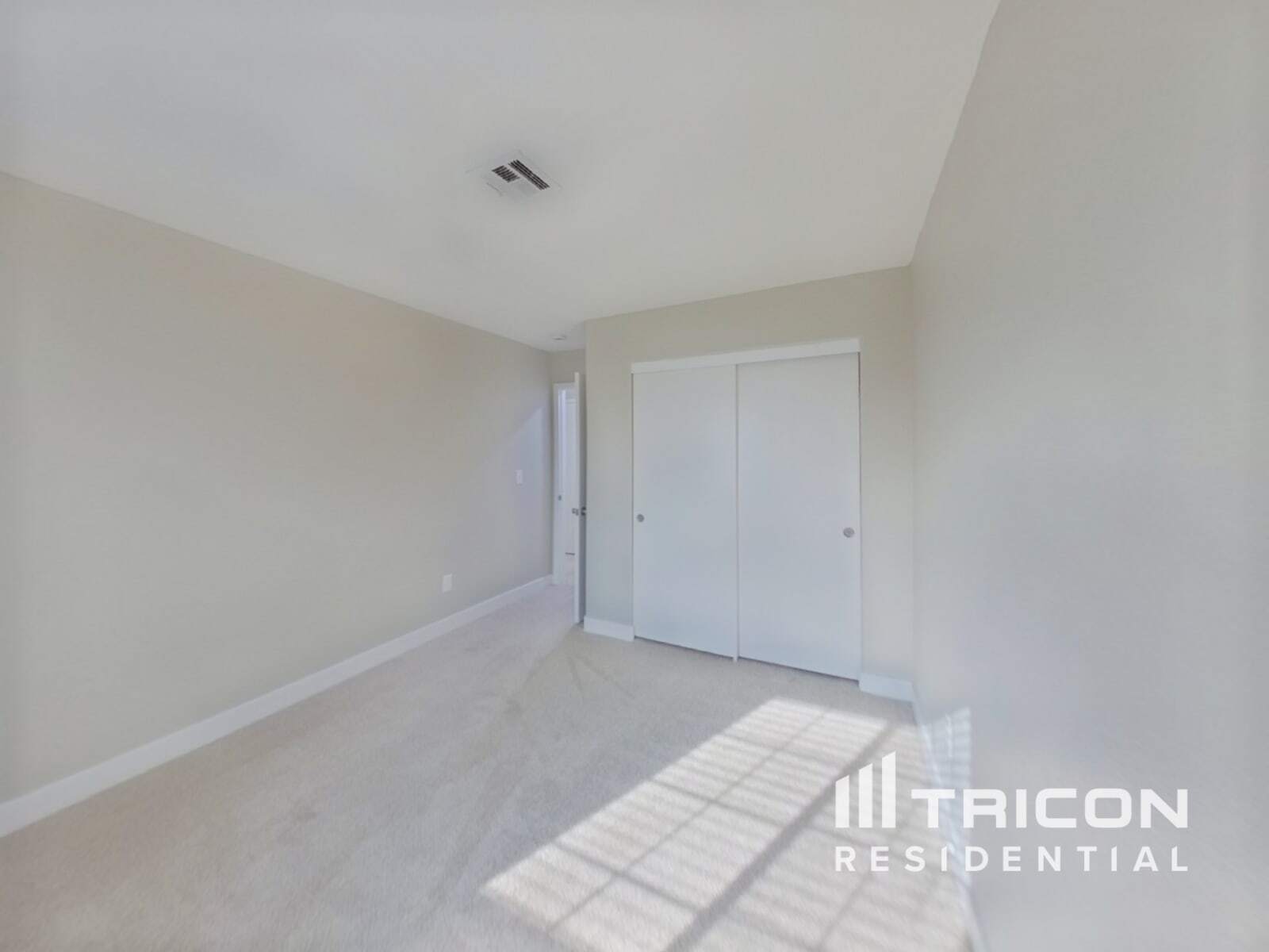 Building Photo - 1117 N Rainbow Meadows Dr