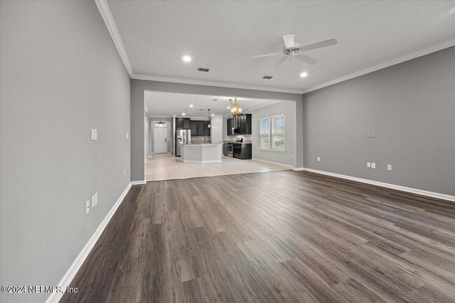 Building Photo - 13 Pantano Vista Way