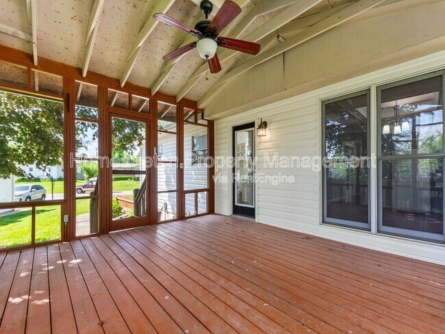 Building Photo - 16 Saali Dr
