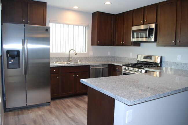 Building Photo - 640 Florida St