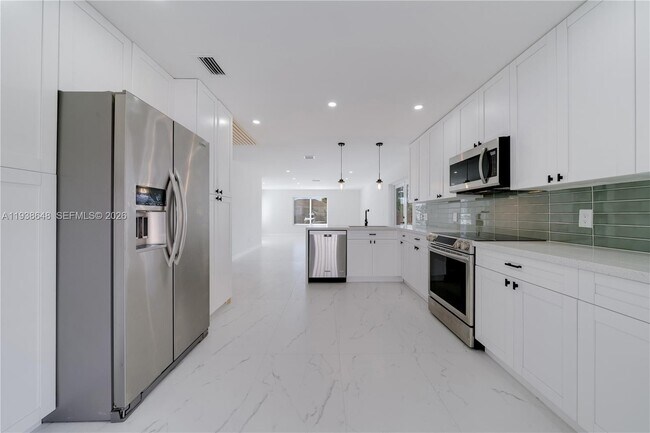 Building Photo - 9826 SW 222nd Terrace