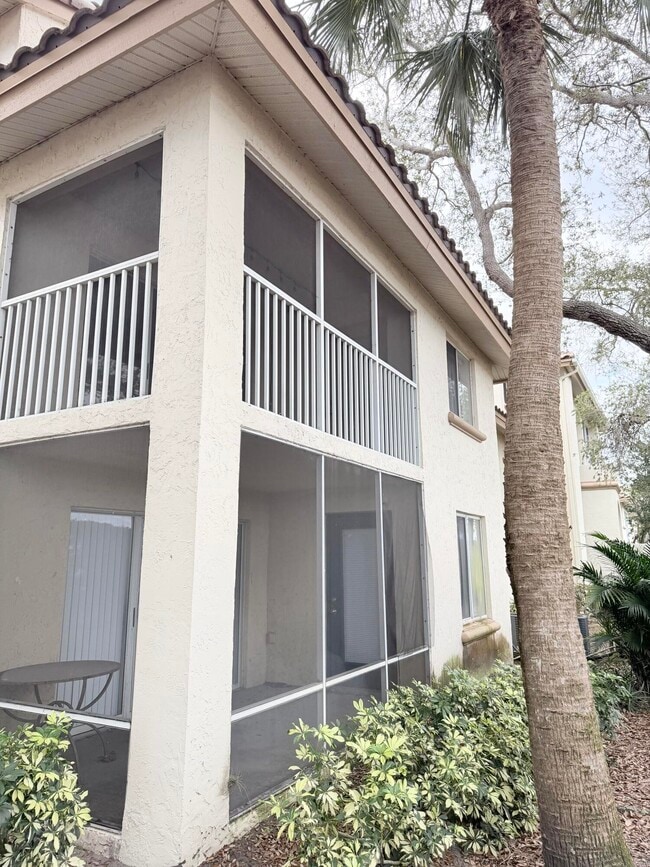 Building Photo - 13206 Glenmoor Dr