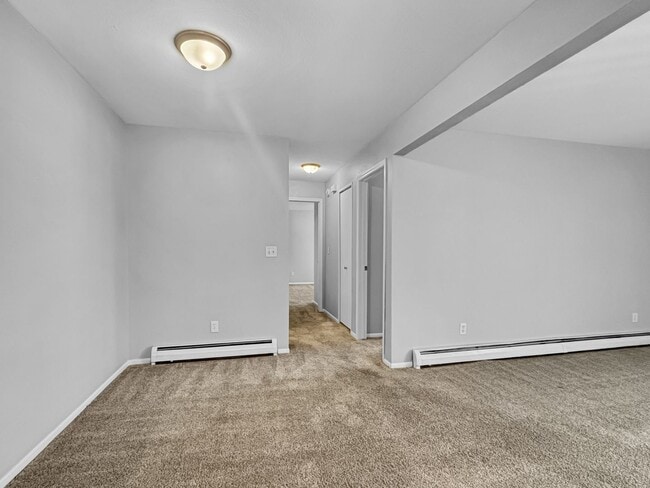 Building Photo - 1018 Abbey Ct