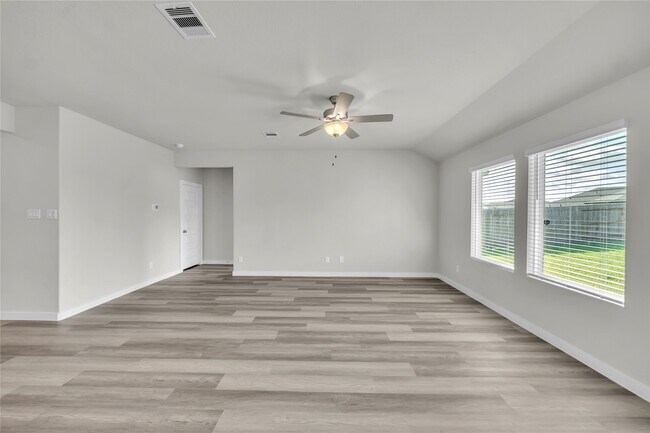 Building Photo - 6338 Buffalo Bnd Ln