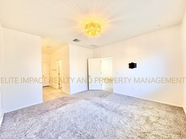 Building Photo - 6638 E Via Jardin Verde