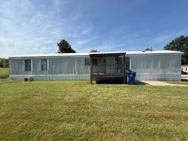 Building Photo - 107 Gouge Dr