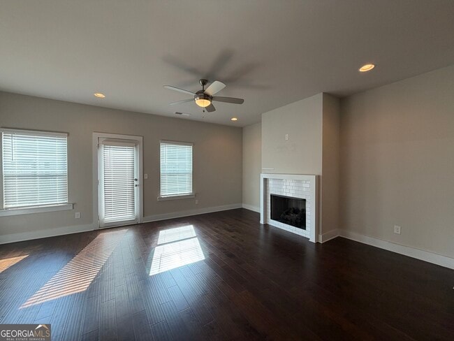 Building Photo - 3782 Oxford Cir