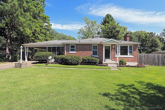 Primary Photo - Beautiful House In Cape