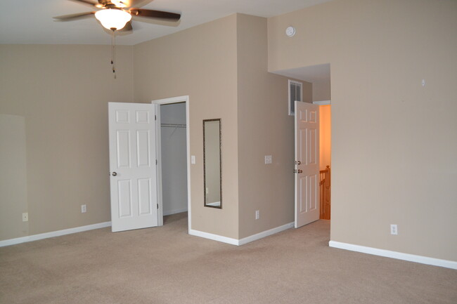 Building Photo - 11710 Mezzanine Dr