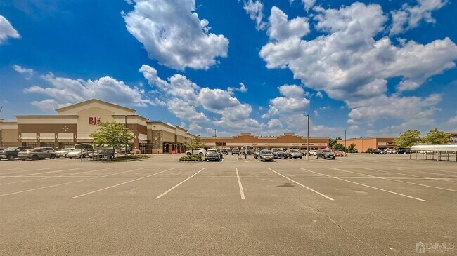 Building Photo - 2474 Canterbury Ln