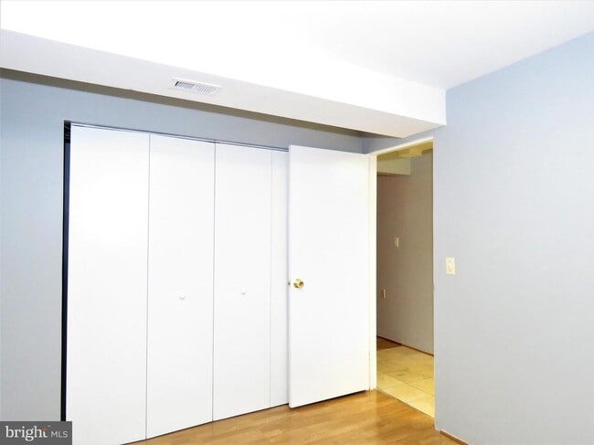 Building Photo - 7526 Mattingly Ln