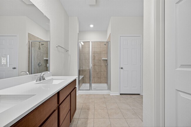 Building Photo - 7515 Sunlit Hbr Dr