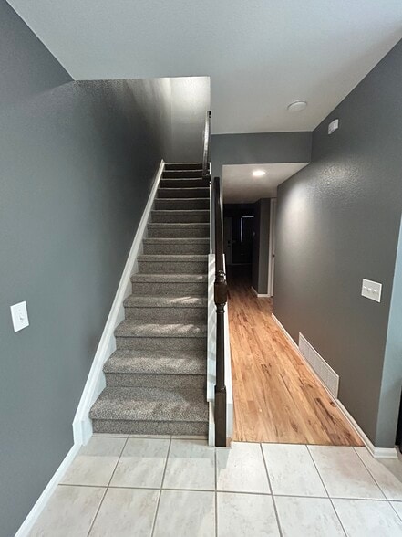 Building Photo - 11584 Community Center Dr