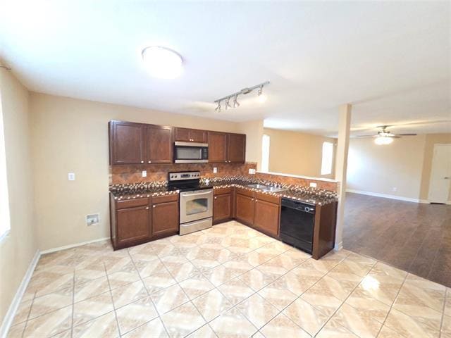 Building Photo - 8409 Cotton Valley Ln