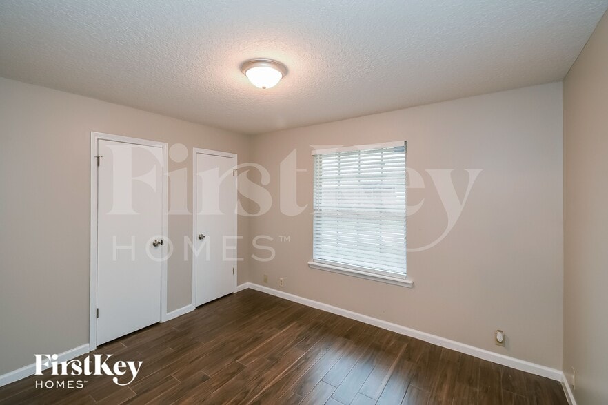 Building Photo - 630 London Morning Ct