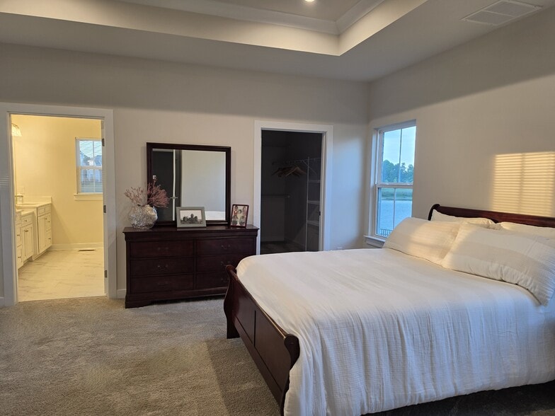 Building Photo - 28050 Purple Martin Cir