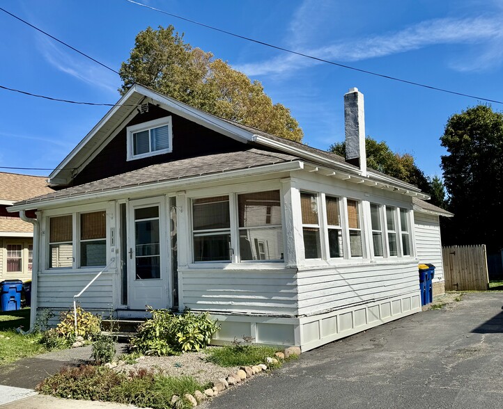 Primary Photo - 11 Lincoln Ave