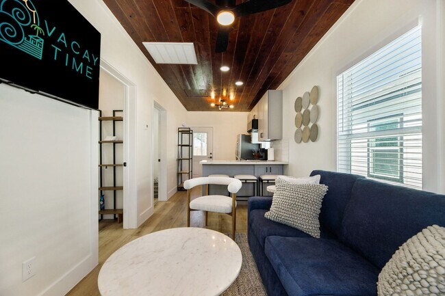 Building Photo - 1214 53rd St