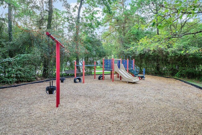 Building Photo - 51 N Cochrans Green Cir