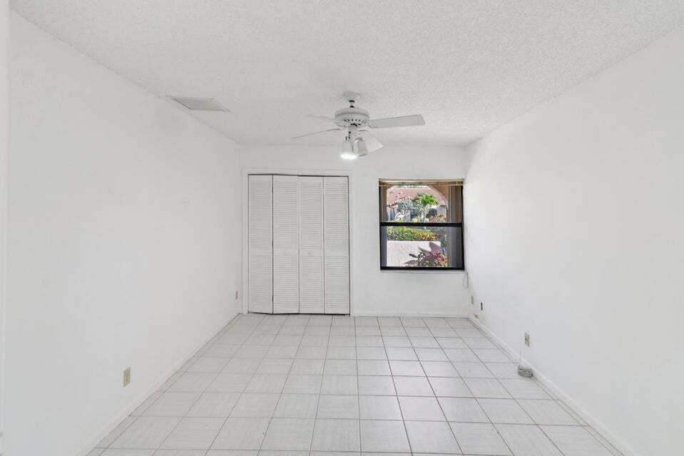 Building Photo - 7842 Villa Nova Dr