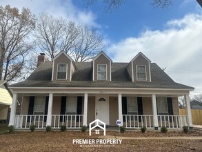 Building Photo - 2814 Baywood Dr