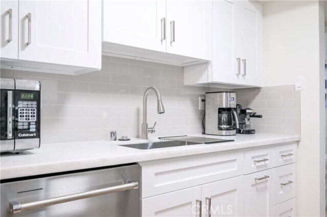 Building Photo - 4425 Whitsett Ave