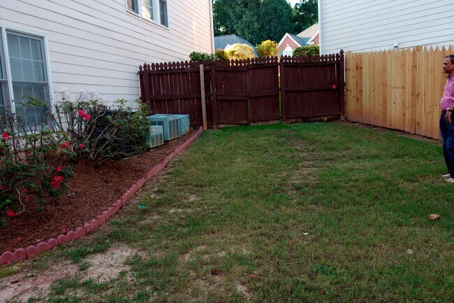Building Photo - 2927 Arbor Creek Ln